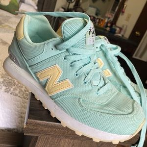 New Balance 574 Retro canvas Mint color